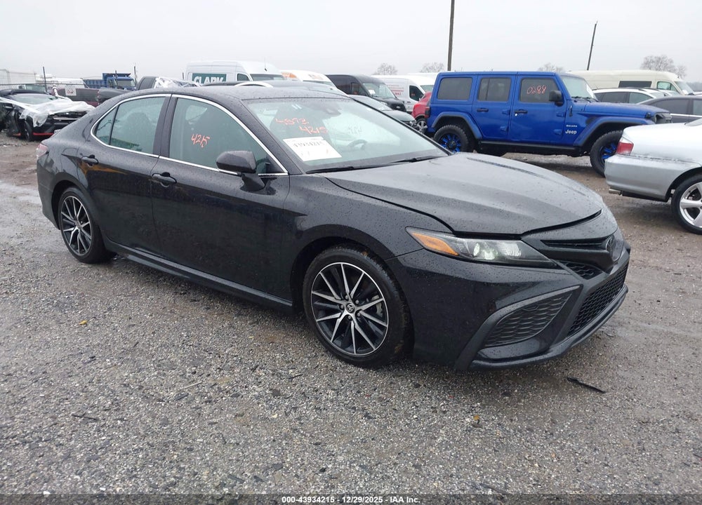 2024 TOYOTA CAMRY SE VIN: 4T1G11BK2RU117743