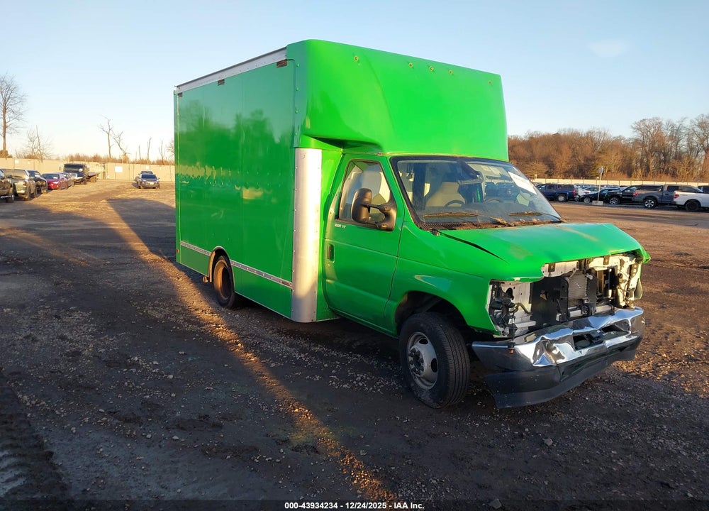 2024 FORD E-350 CUTAWAY VIN: 1FDWE3FN6RDD07738
