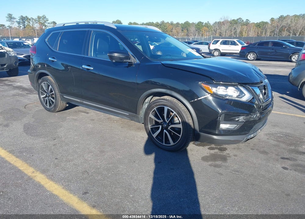 2018 NISSAN ROGUE SL VIN: JN8AT2MTXJW485617