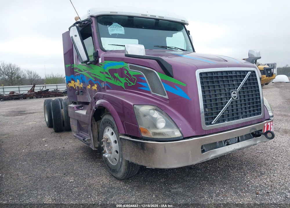2015 VOLVO VN VNL VIN: 4V4NC9EH5FN914308
