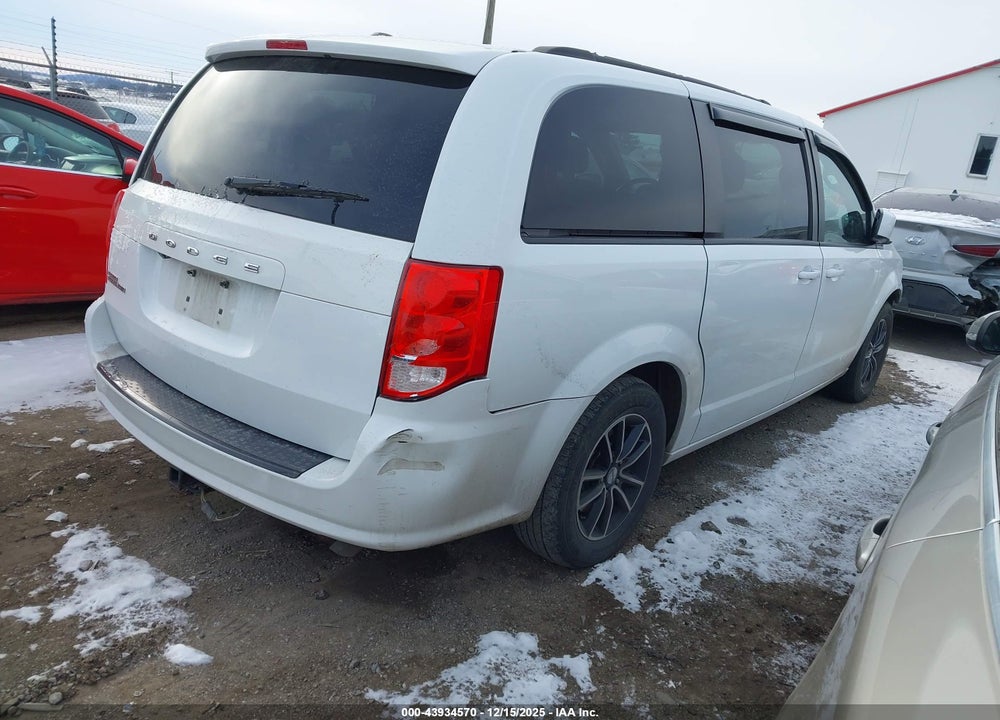 2018 DODGE GRAND CARAVAN SXT VIN: 2C4RDGCG3JR304251