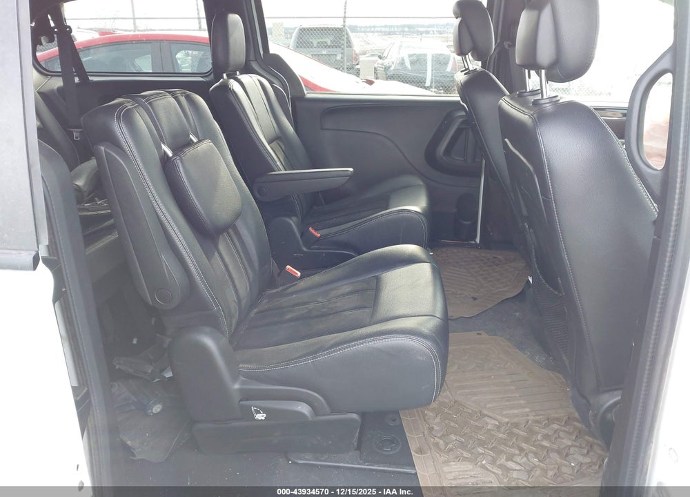 2018 DODGE GRAND CARAVAN SXT VIN: 2C4RDGCG3JR304251