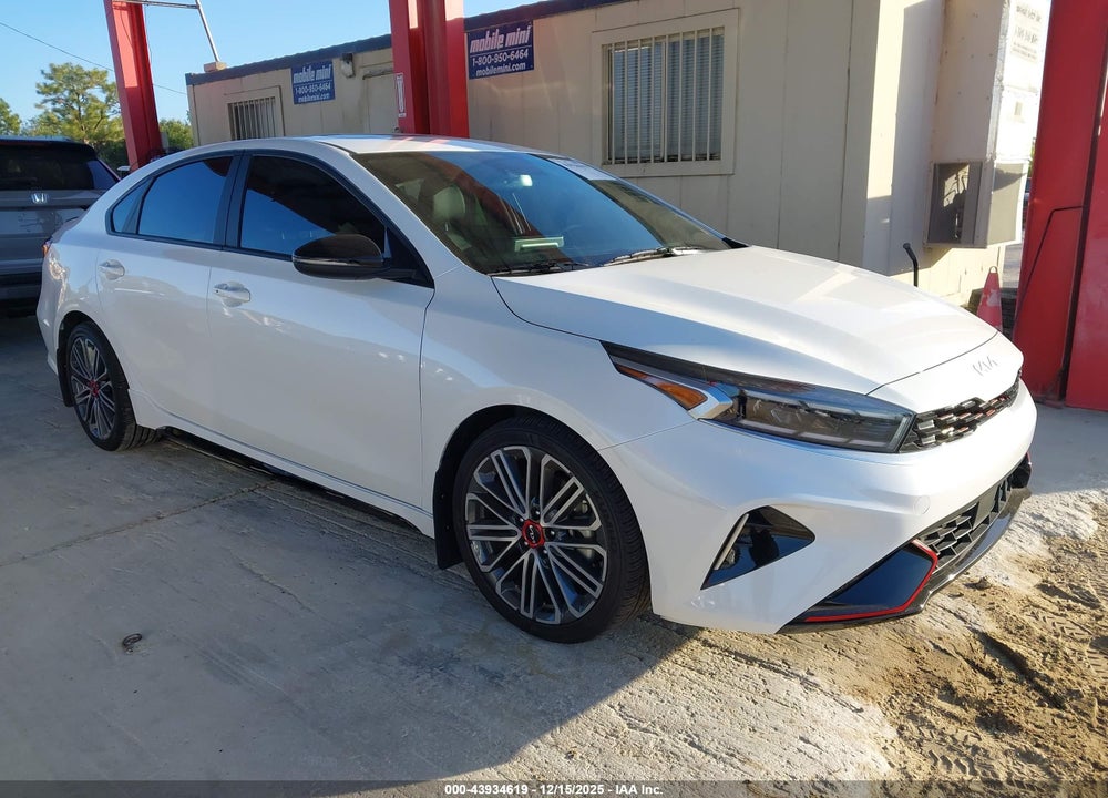 2024 KIA FORTE GT VIN: 3KPF44AC5RE793024