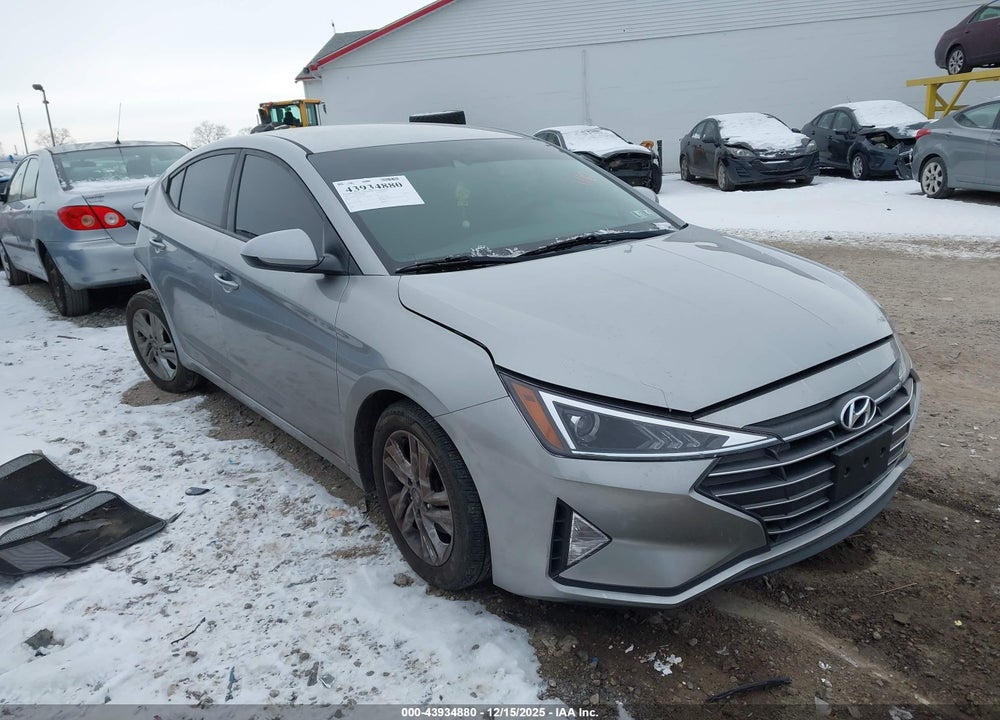 2020 HYUNDAI ELANTRA SEL VIN: 5NPD84LF9LH573620
