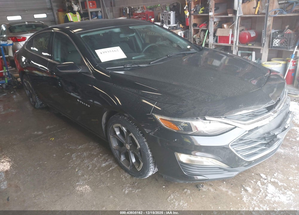 2022 CHEVROLET MALIBU FWD LT VIN: 1G1ZD5ST8NF173018