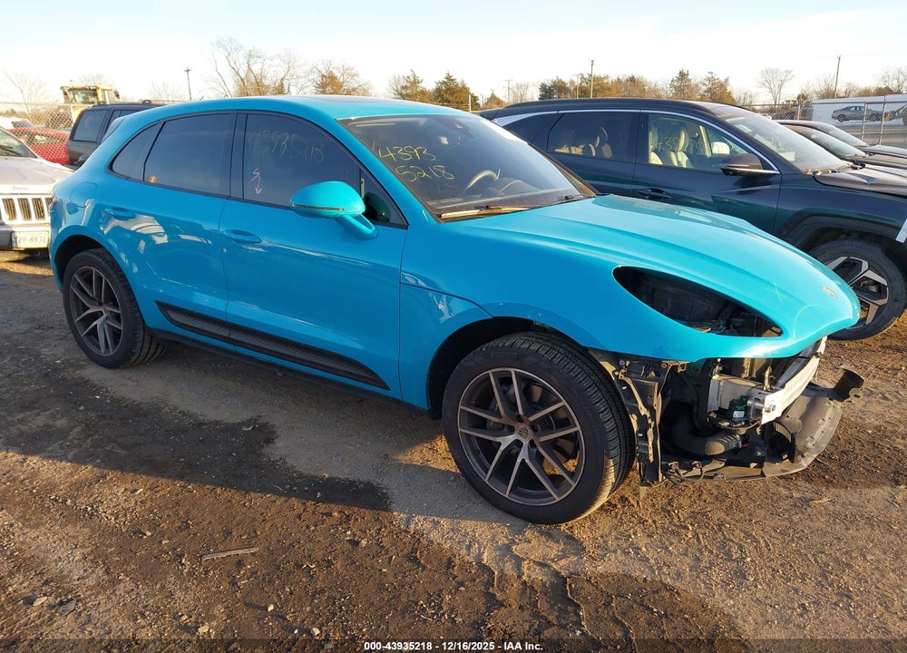 2022 PORSCHE MACAN VIN: WP1AA2A58NLB08829