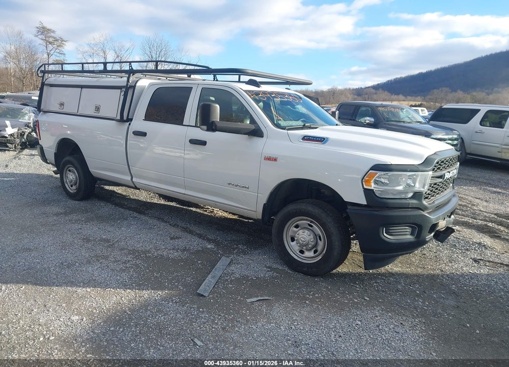 2022 RAM 2500 TRADESMAN  4X4 8' BOX VIN: 3C6UR5HJ5NG202456