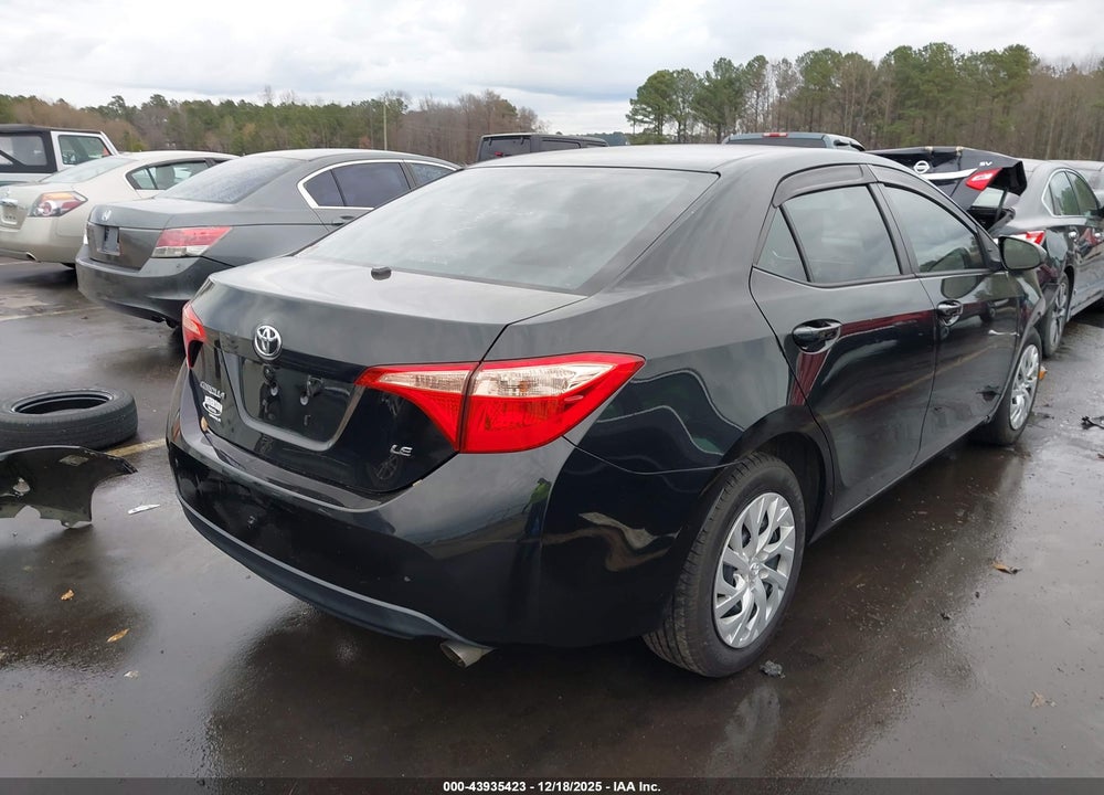2019 TOYOTA COROLLA LE VIN: 2T1BURHE7KC208001