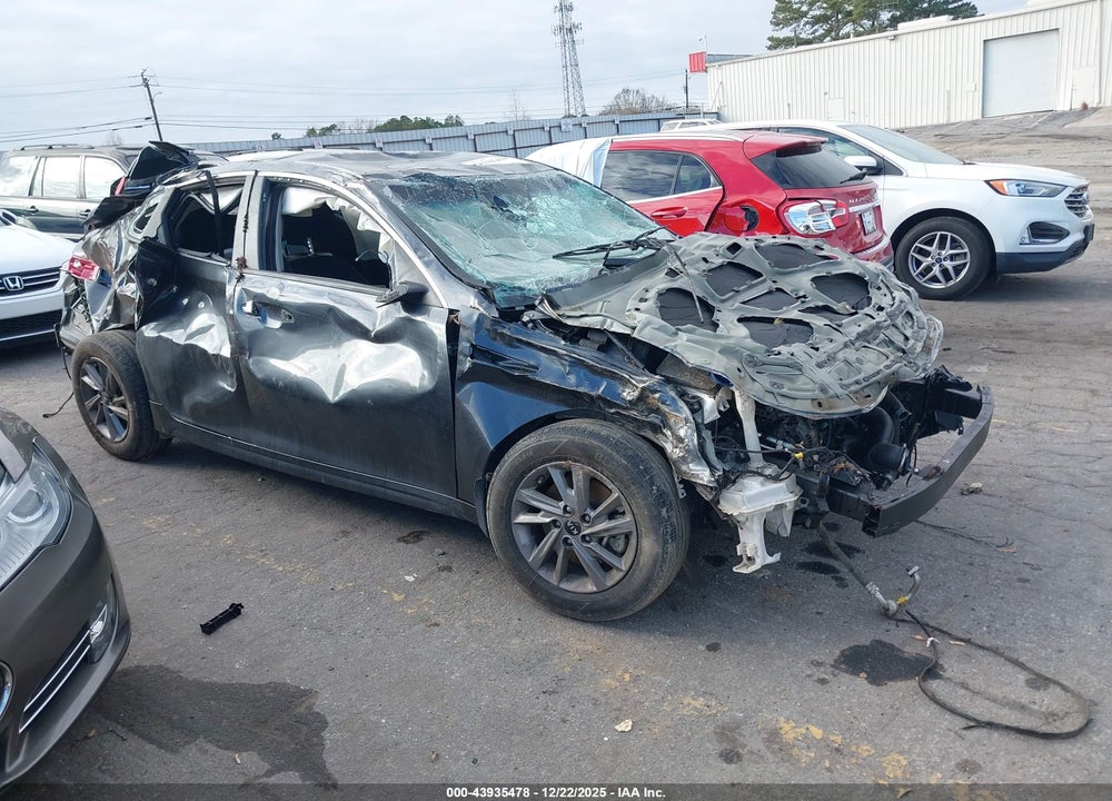2020 KIA OPTIMA LX VIN: 5XXGT4L32LG440288