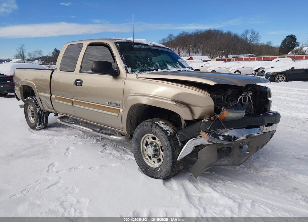 2004 CHEVROLET SILVERADO 2500HD LS VIN: 1GCHK29U34E129812