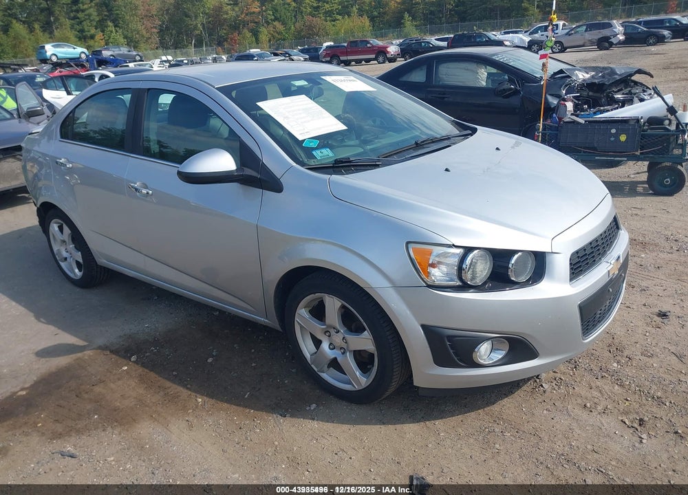 2015 CHEVROLET SONIC VIN: 1G1JE5SB5F4208001