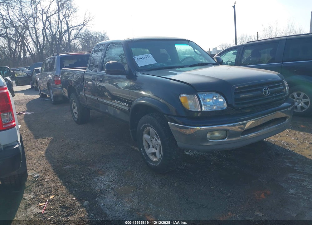 2002 TOYOTA TUNDRA LTD V8 VIN: 5TBBT48132S228720