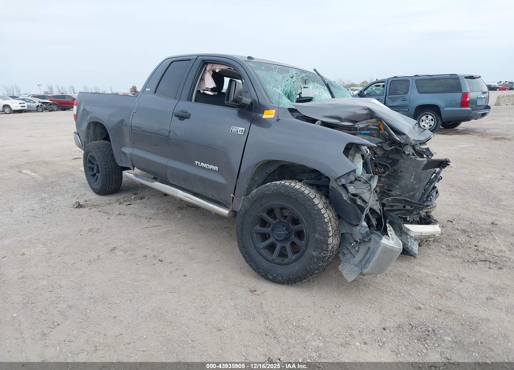 2015 TOYOTA TUNDRA SR5 5.7L V8 VIN: 5TFRY5F15FX192335