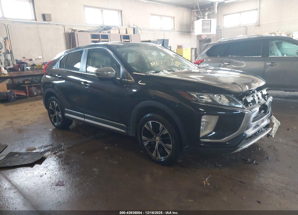 2018 MITSUBISHI ECLIPSE CROSS SE VIN: JA4AT5AA1JZ064135