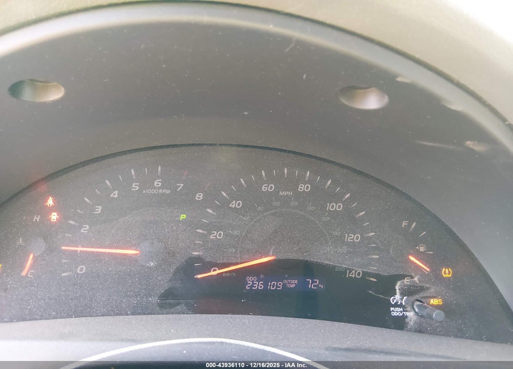 2008 TOYOTA CAMRY LE VIN: 4T4BE46K88R031917