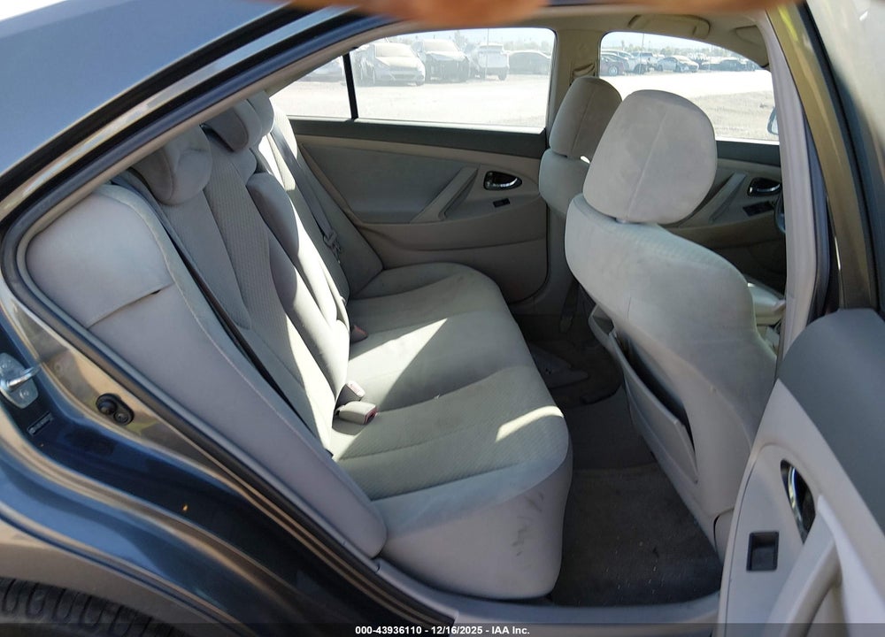 2008 TOYOTA CAMRY LE VIN: 4T4BE46K88R031917