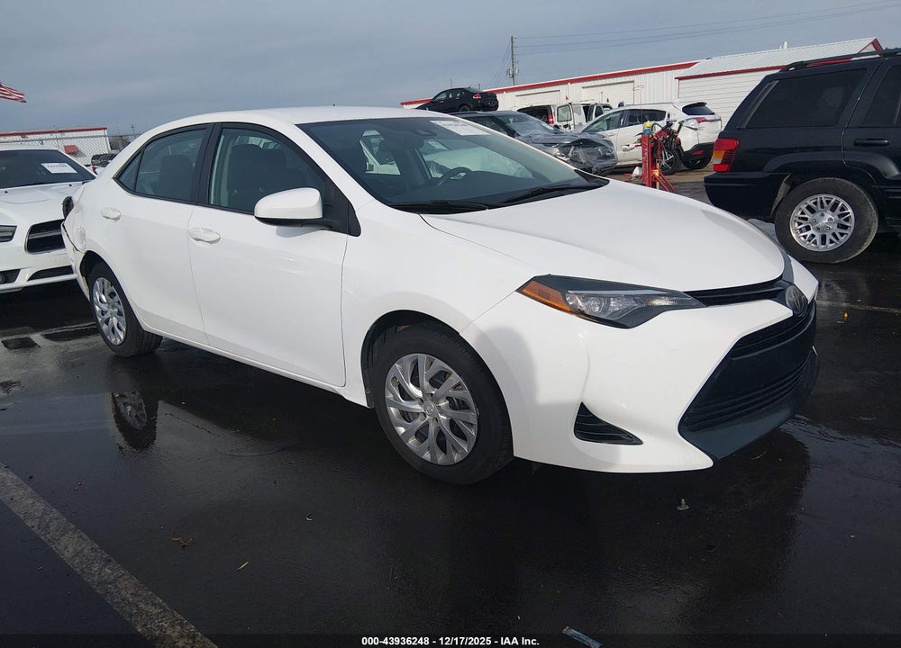 2017 TOYOTA COROLLA LE VIN: 2T1BURHE1HC748064