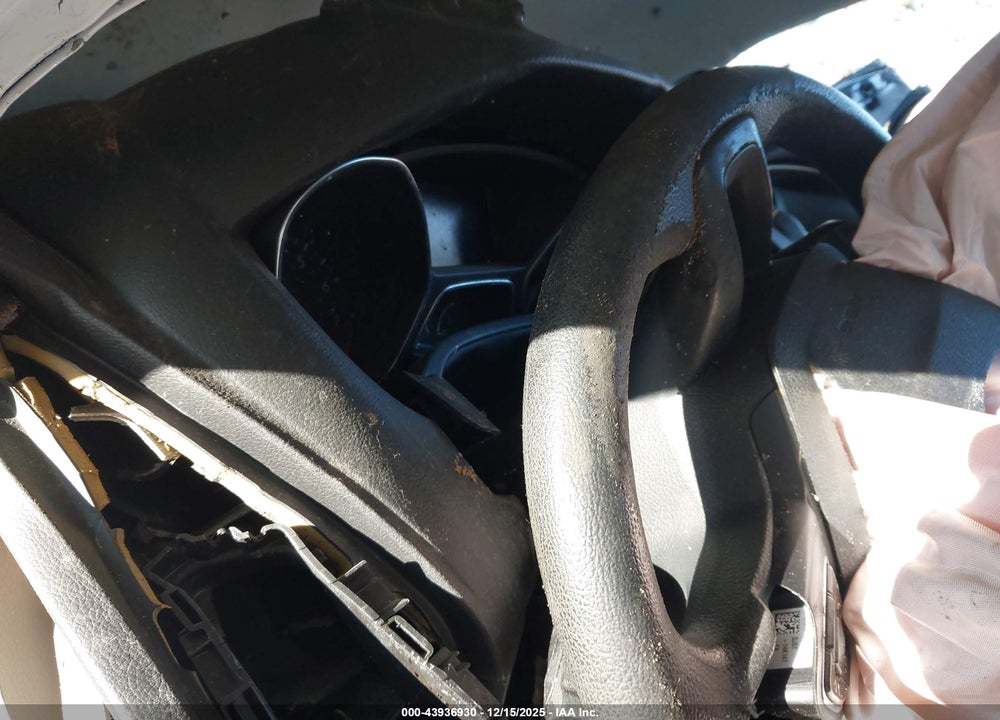 2018 FORD FOCUS SE VIN: 1FADP3F25JL225298