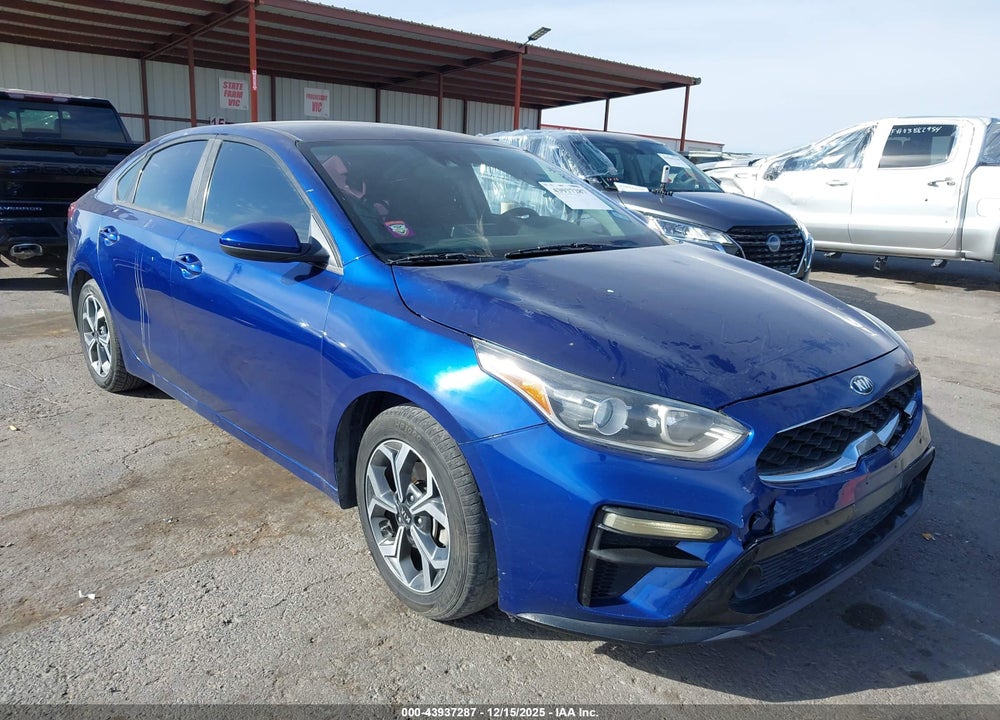 2019 KIA FORTE LXS VIN: 3KPF24AD5KE023216