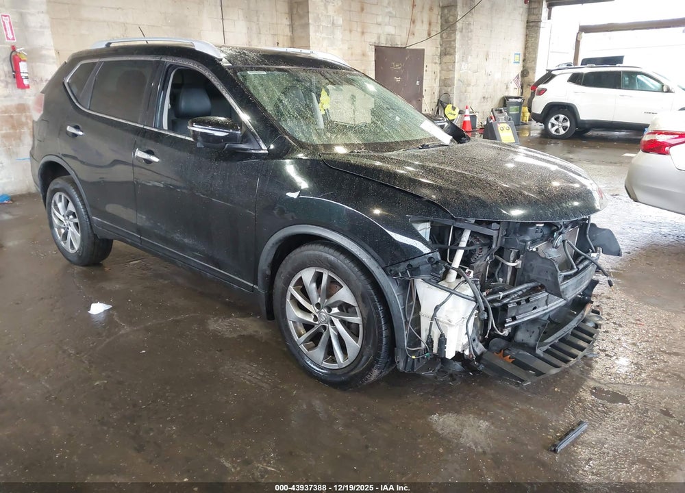 2015 NISSAN ROGUE SL VIN: 5N1AT2MV9FC921195