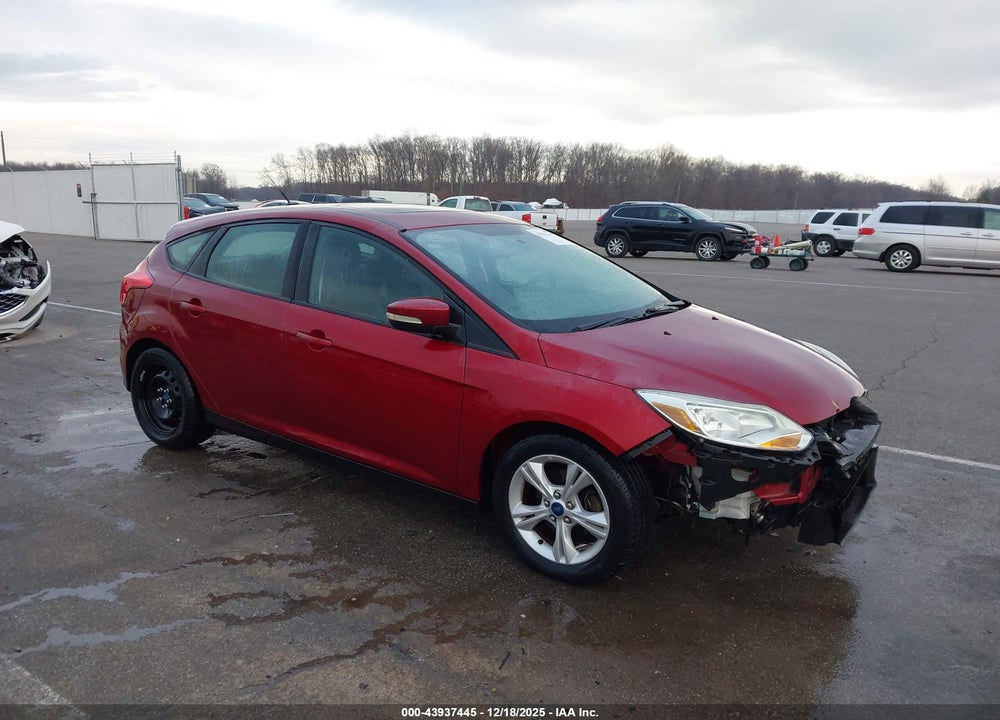 2013 FORD FOCUS SE VIN: 1FADP3K21DL122647