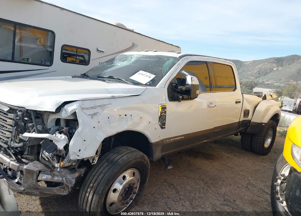2022 FORD F-450 KING RANCH VIN: 1FT8W4DT9NED85128