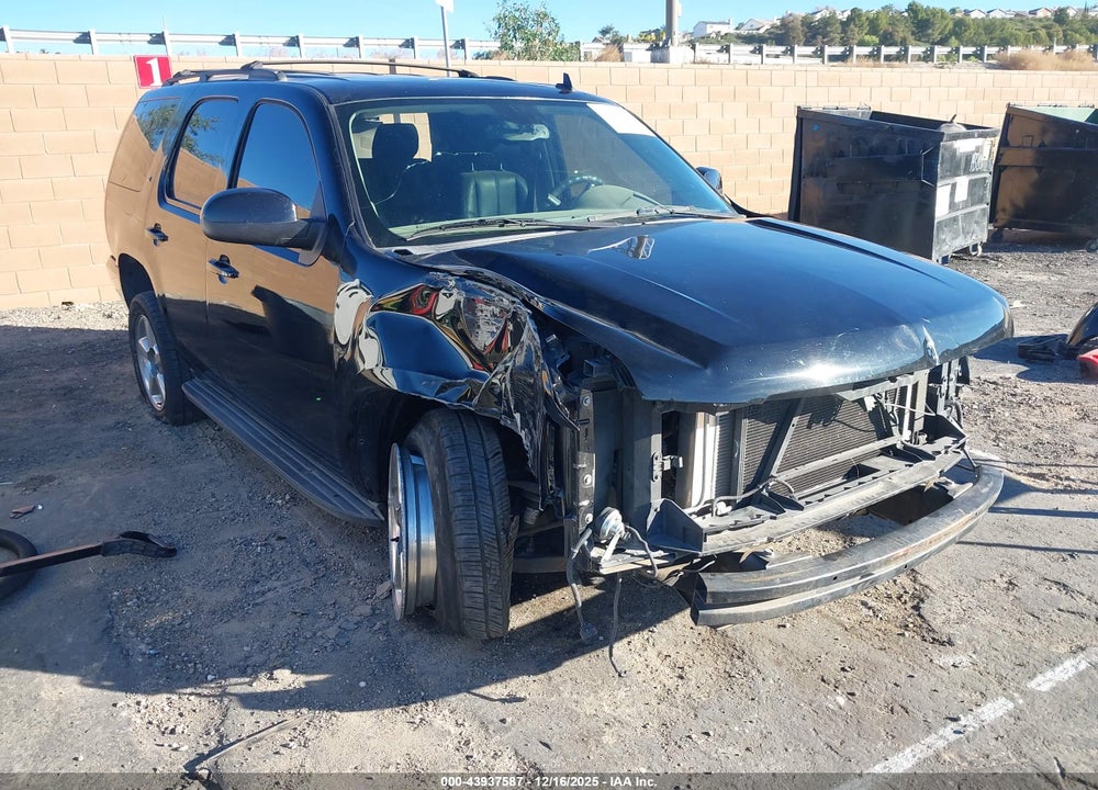 2013 CHEVROLET TAHOE LT VIN: 1GNSCBE08DR245030