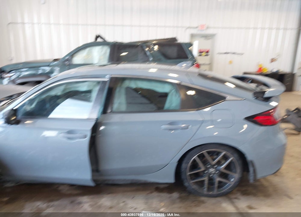 2022 HONDA CIVIC SPORT TOURING VIN: 19XFL1G82NE007887