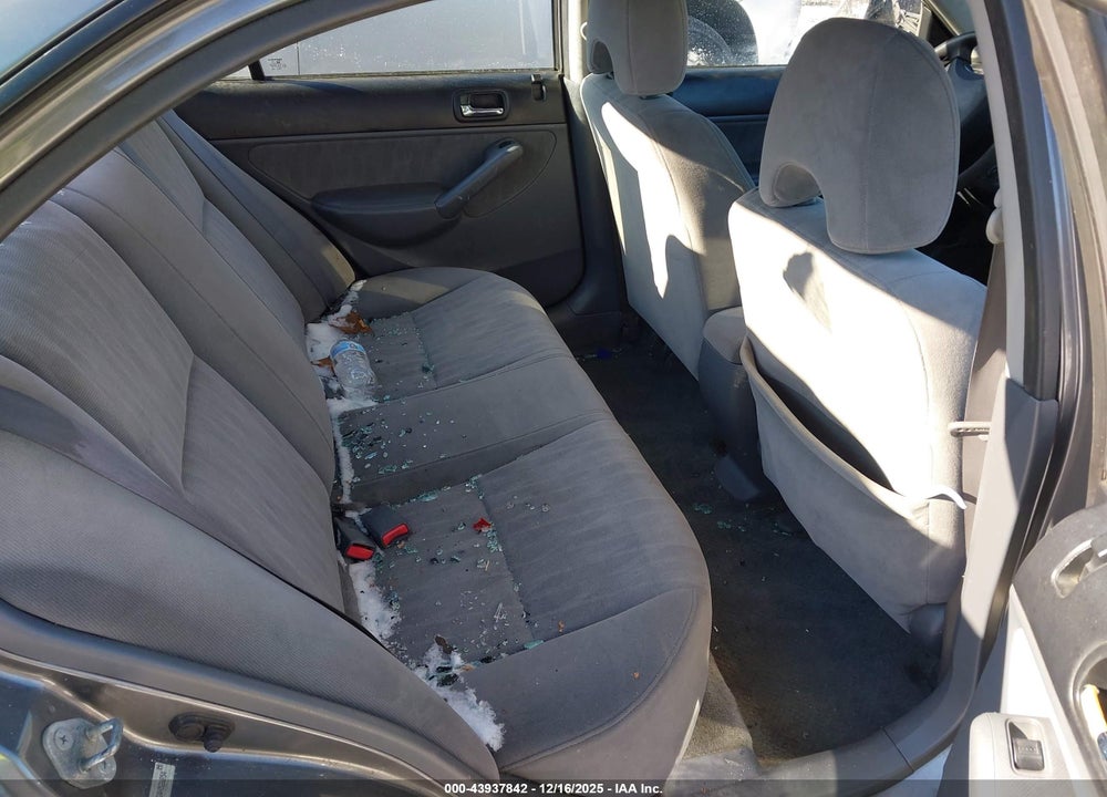 2004 HONDA CIVIC LX VIN: 2HGES15524H526854