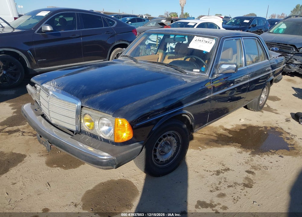 1982 MERCEDES-BENZ 300 DT VIN: WDBAB33A4CB005066
