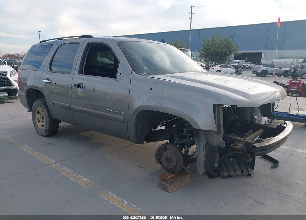 2007 CHEVROLET TAHOE LS VIN: 1GNFC13047R271918