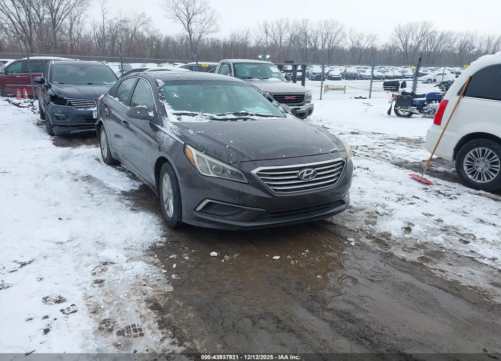 2016 HYUNDAI SONATA 2.4L SE VIN: 5NPE24AF9GH375988