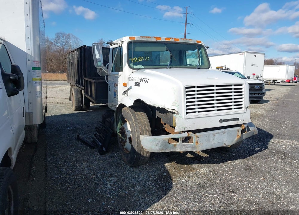 2001 INTERNATIONAL 4000 4700 VIN: 1HTSCAAM81H379097