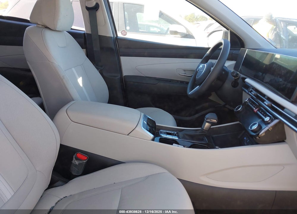 2026 HYUNDAI TUCSON SEL VIN: 5NMJB3DE6TH642006