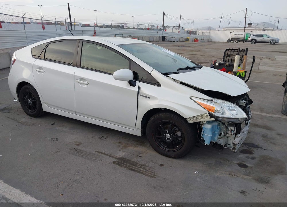 2015 TOYOTA PRIUS TWO VIN: JTDKN3DU0F1936082