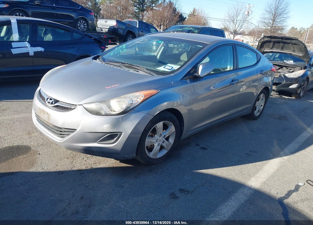 2013 HYUNDAI ELANTRA GLS VIN: KMHDH4AE9DU781901