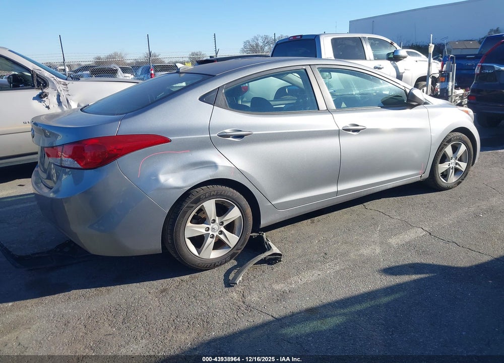2013 HYUNDAI ELANTRA GLS VIN: KMHDH4AE9DU781901