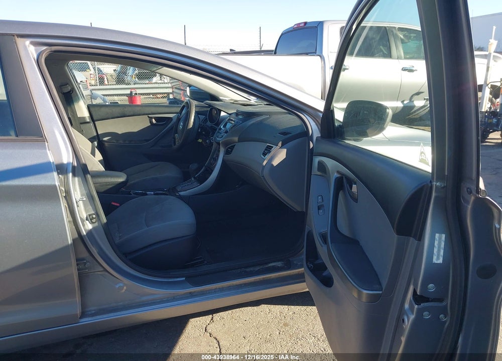 2013 HYUNDAI ELANTRA GLS VIN: KMHDH4AE9DU781901