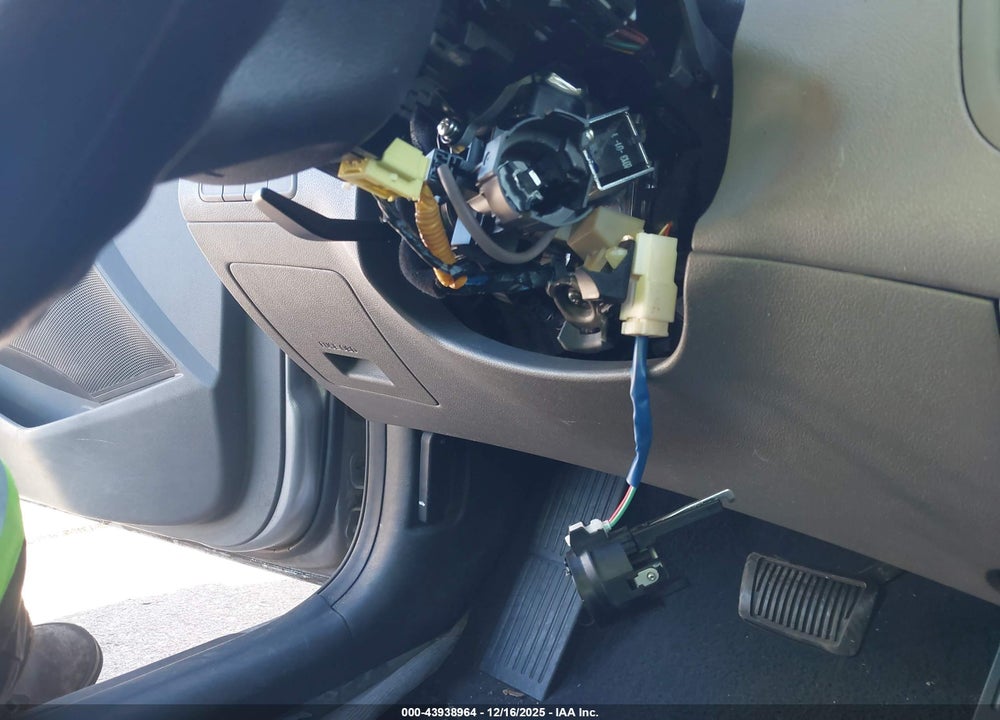 2013 HYUNDAI ELANTRA GLS VIN: KMHDH4AE9DU781901