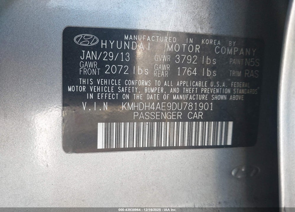 2013 HYUNDAI ELANTRA GLS VIN: KMHDH4AE9DU781901