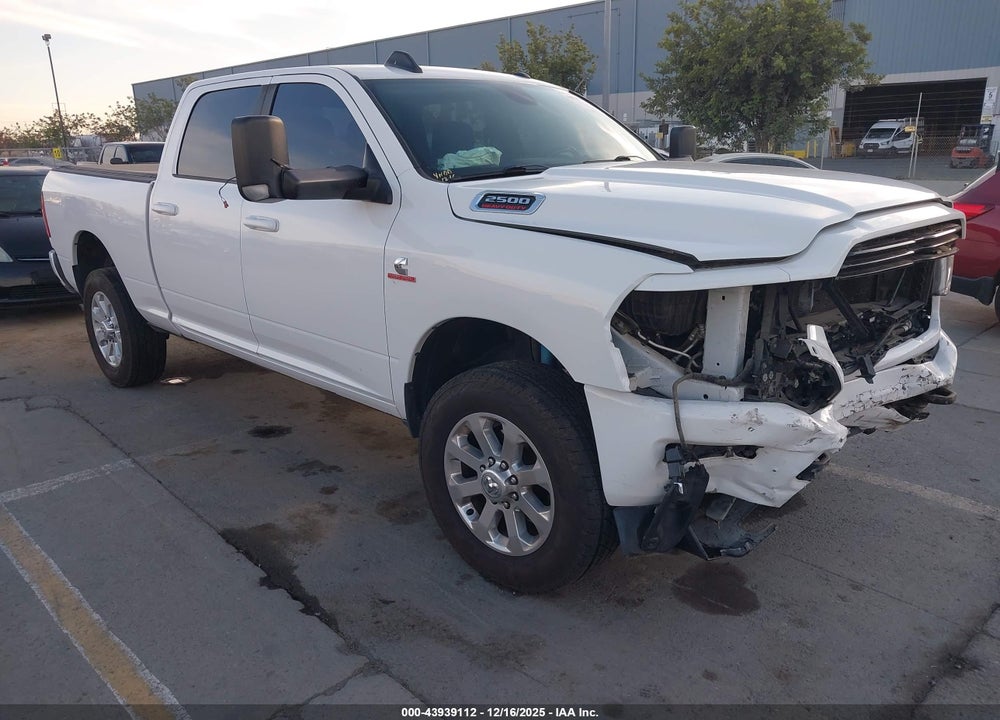 2019 RAM 2500 BIG HORN  4X4 6'4 BOX VIN: 3C6UR5DL9KG659404