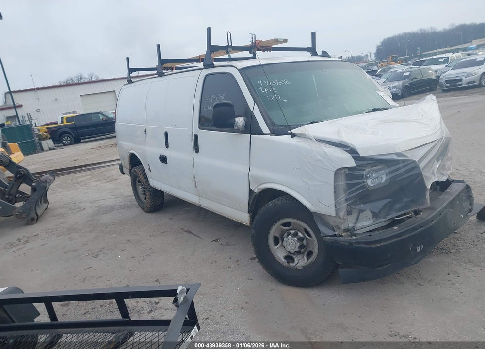 2017 CHEVROLET EXPRESS 2500 WORK VAN VIN: 1GCWGAFG3H1117254