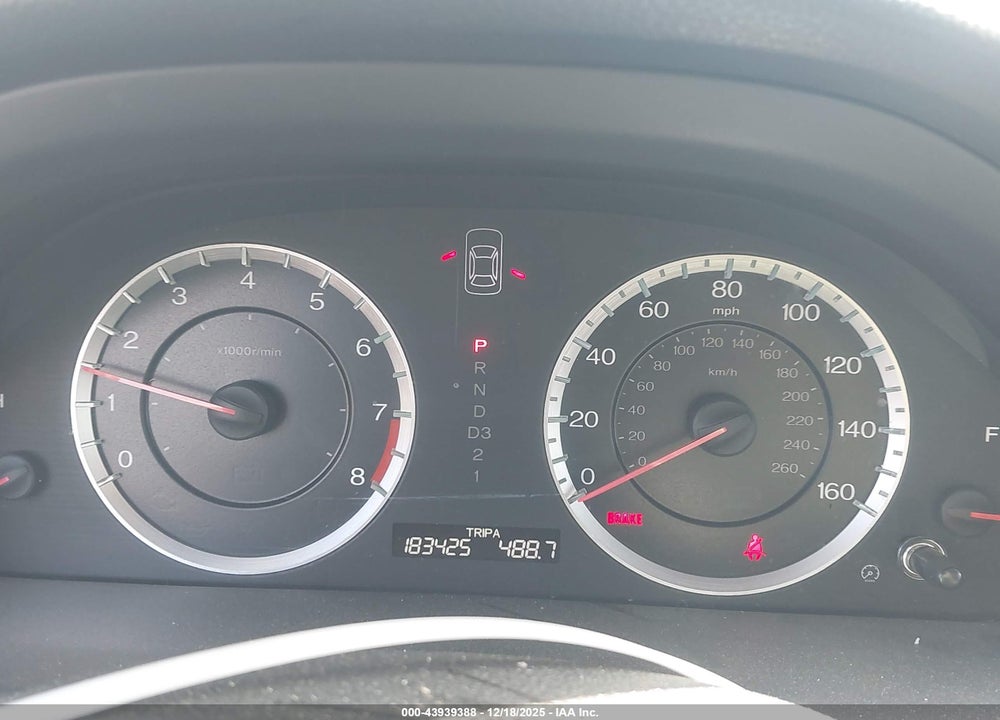 2011 HONDA ACCORD 2.4 EX-L VIN: 1HGCP2F82BA093670
