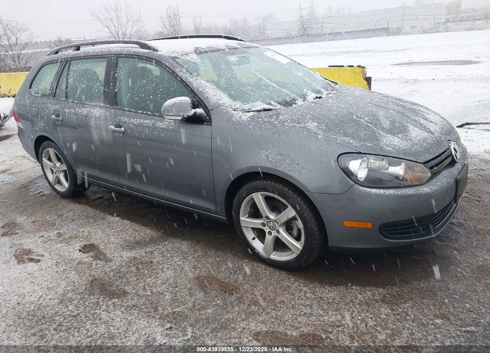 2013 VOLKSWAGEN JETTA SPORTWAGEN 2.5L S VIN: 3VWPP7AJ4DM696324