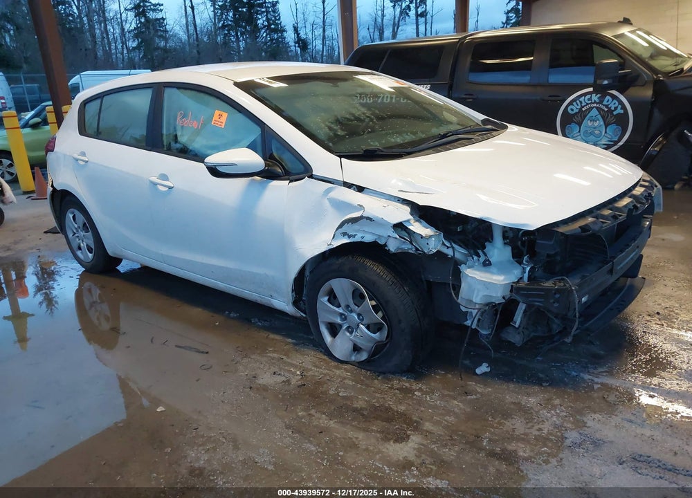 2018 KIA FORTE LX VIN: KNAFK5A86J5772722