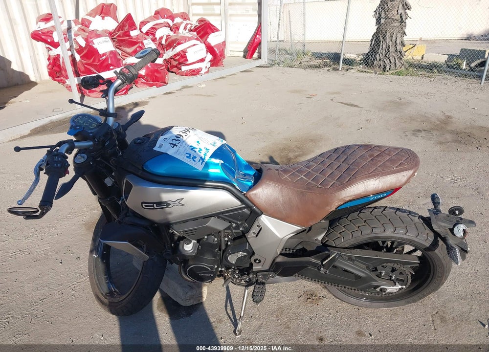 2023 CF MOTO 700 CL-X VIN: LCEPEWL19P6002943