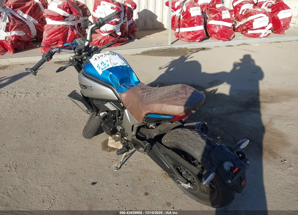2023 CF MOTO 700 CL-X VIN: LCEPEWL19P6002943