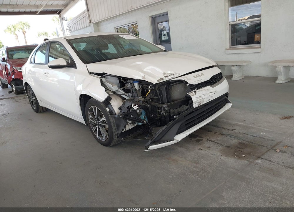 2023 KIA FORTE LXS VIN: 3KPF24AD5PE588539