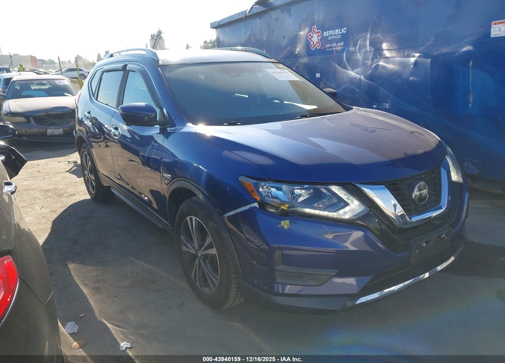 2019 NISSAN ROGUE SV VIN: 5N1AT2MT5KC788895