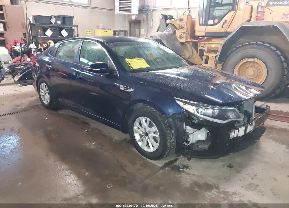 2016 KIA OPTIMA LX VIN: 5XXGT4L36GG083610